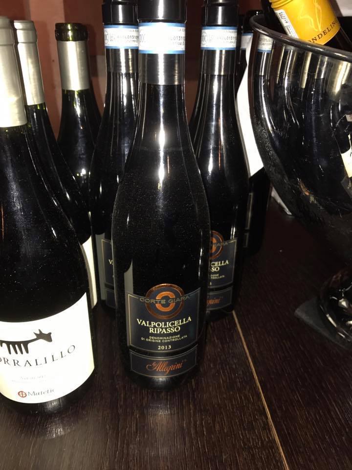 corporate_wine_tasting_05.jpg