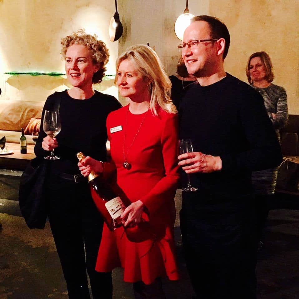 corporate_wine_tasting_12.jpg